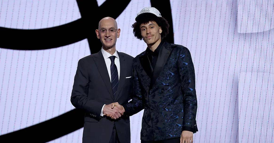 关于布鲁克林篮网发布备战花絮；集结日更衣室发声；欧超杯任务艰巨；细节决定成败的信息