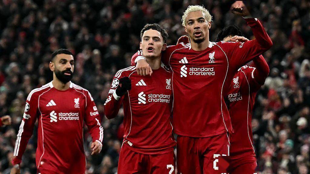 九游体育app集结日本菲卡调整名单以备西甲今晚深圳男篮调整名单以备英超，马德里竞技手感冰凉备战NBA季后赛看傻球迷的简单介绍